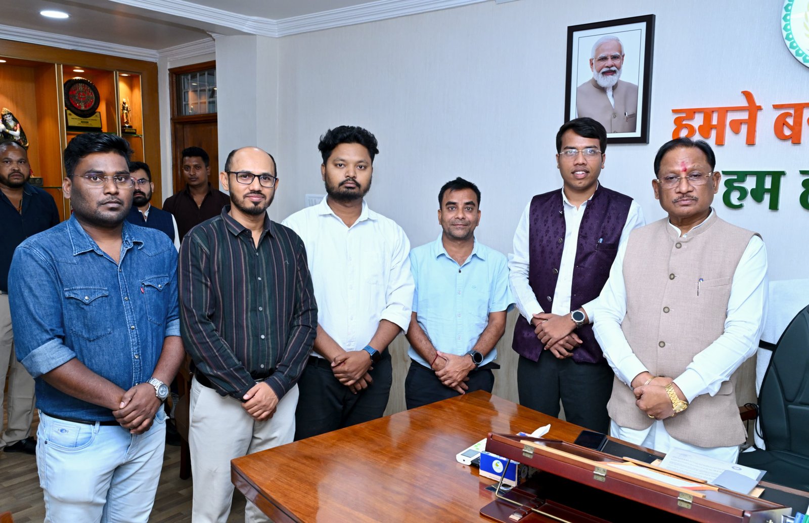 छत्तीसगढ़ मीडिया एसोसिएशन के स्वास्थ्य टीम ने मुख्यमंत्री श्री विष्णुदेव साय जी से की सौजन्य भेंट